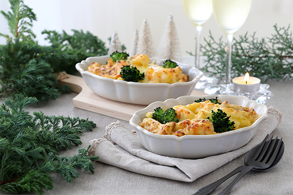 Traditional,Mushroom,Soup,,Made,From,Porcini,Mushrooms.,Christmas,Decoration.,Front